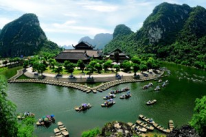 NINH BINH - YEN TU - HA LONG: THE CHARM FORM NATURE AND CULTURE (PREMIUM TOUR)